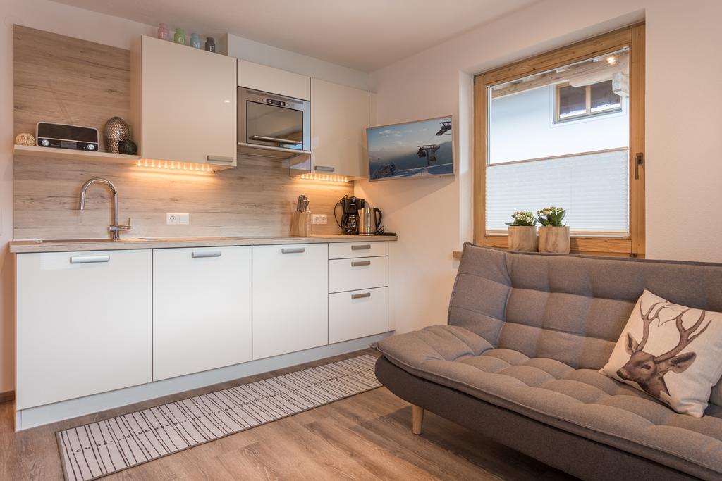 Alpen Appartement Beletage Майерхофен Екстериор снимка